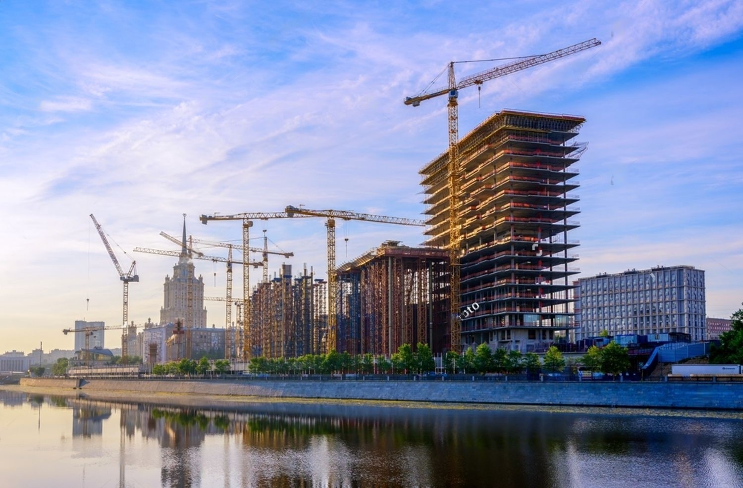 Construcción de Edificaciones Comerciales e Industriales